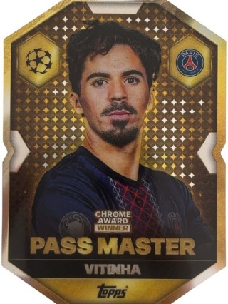 CA12 Vitinha PSG Chrome Award Winner Match Attax 2025/26