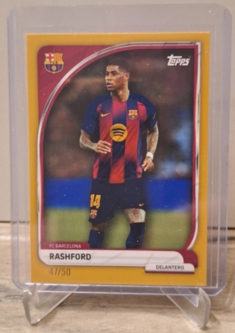 16 Marcus Rashford 47/50 FC Barcelona First Team Topps Collector Tin