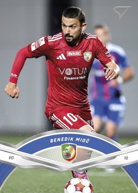 32 Benedik Mioč Miedź Legnica Base card SportZoo Betclic 1 Liga 2025/26