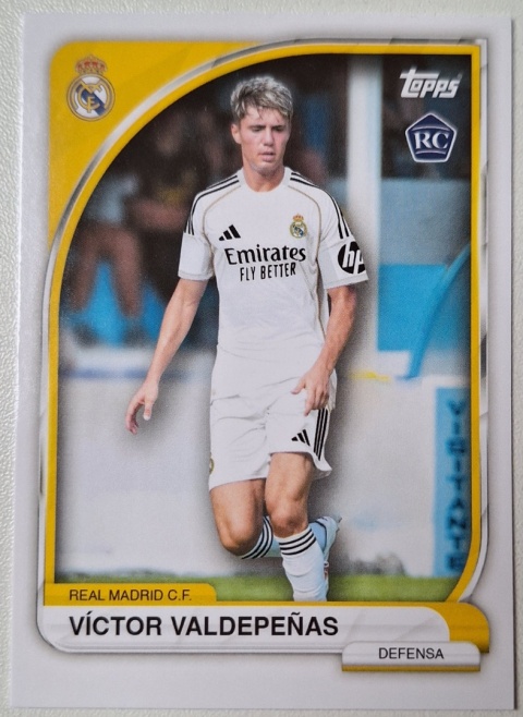 8 Víctor Valdepeñas RC Real Madryt CF Base card Collector Tin